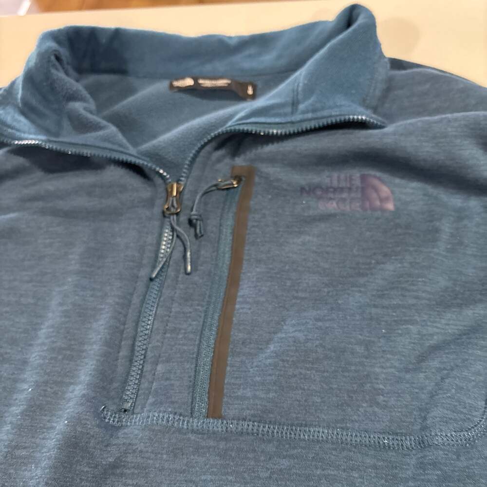 The North Face Men's Blue Canyonlands Half-Zip Pullover Fleece Jacket